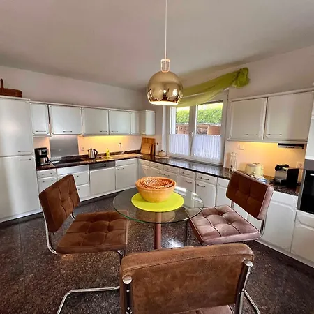 Ostseebad 8-personen-ferienhaus Mit Beh Wpool ヴィラ ゲーレン