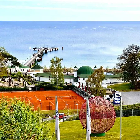 Ostseebad 8-personen-ferienhaus Mit Beh Wpool Villa Goehren (Ruegen)